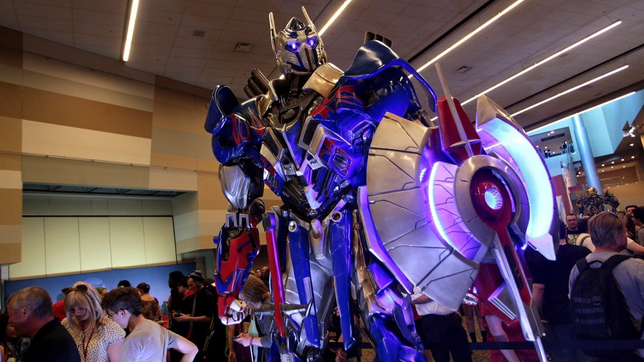 Large Optimus Prime statue on display at Phoenix Comicon 2014